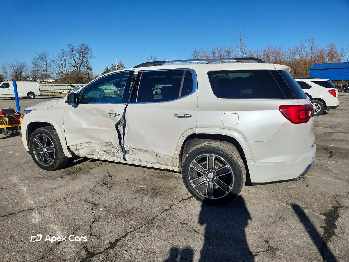 GMC Acadia 2017