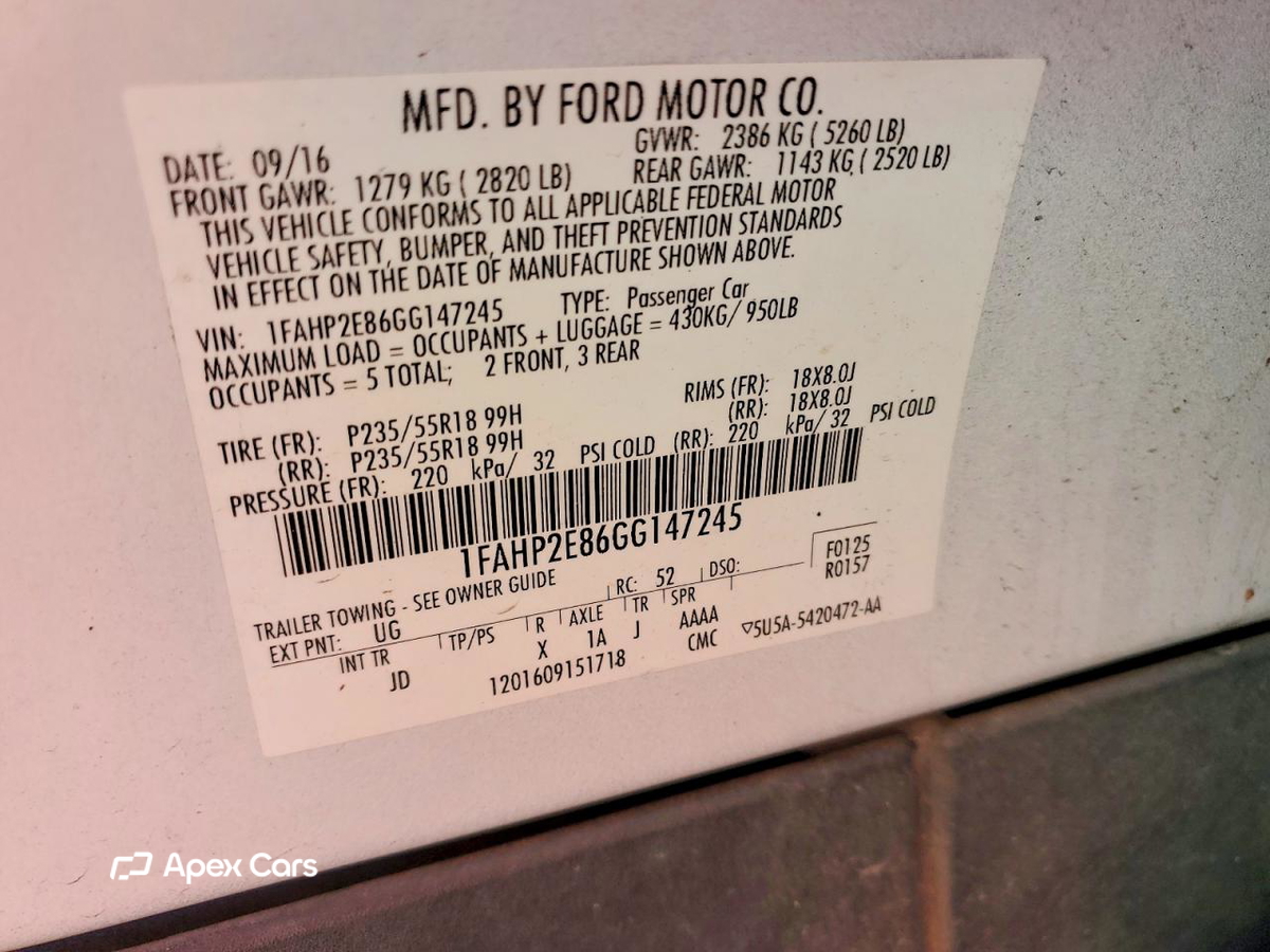 Ford Taurus 2016
