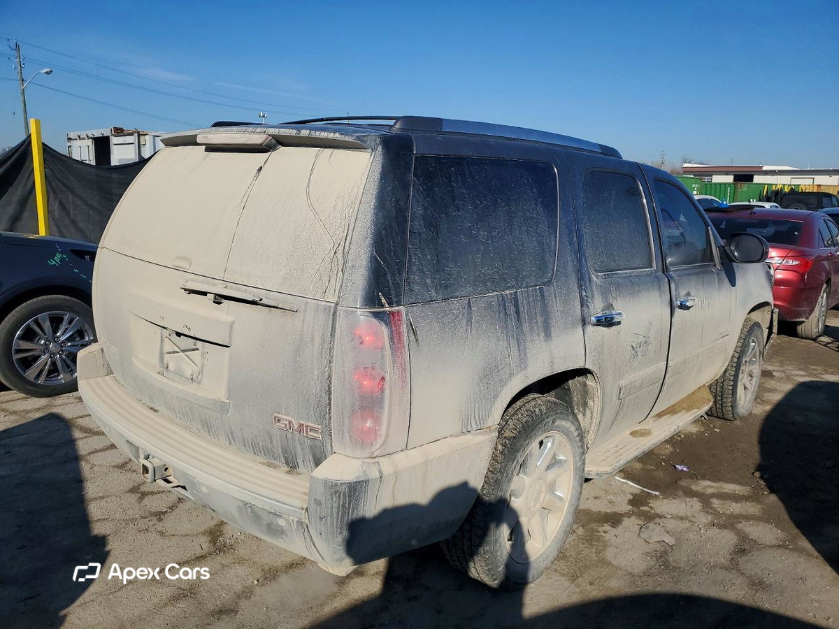 GMC Yukon 2013