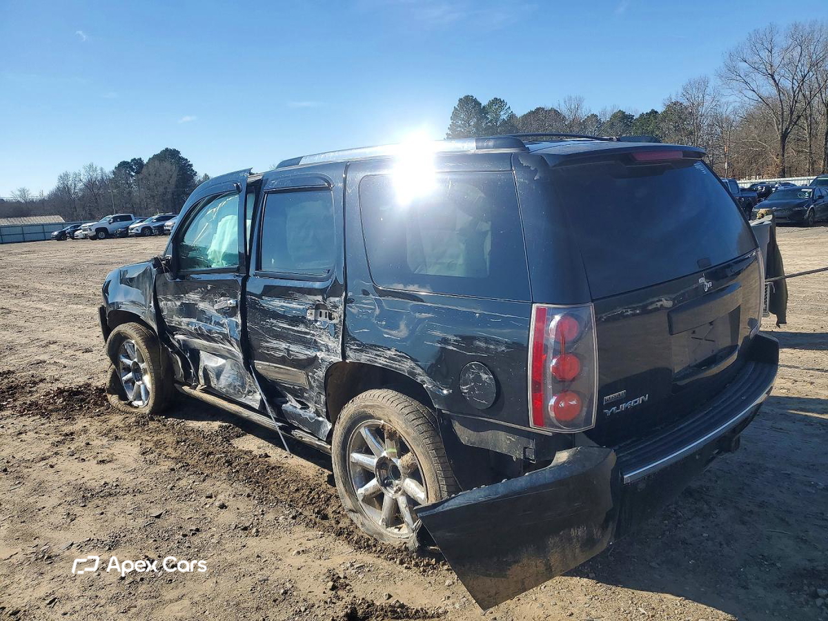 GMC Yukon 2011