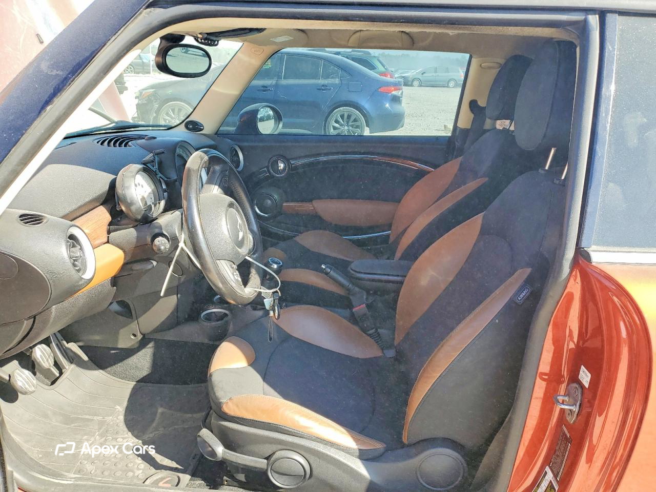 MINI Cooper 2011