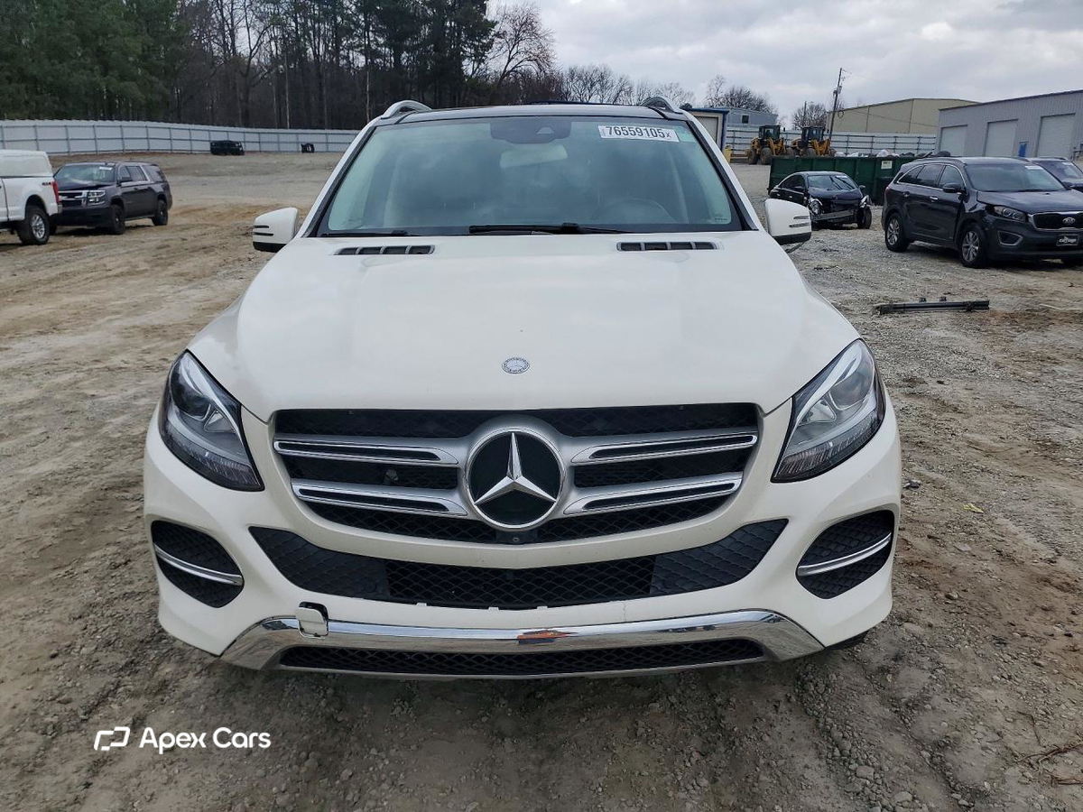 Mercedes-Benz GLE 2016
