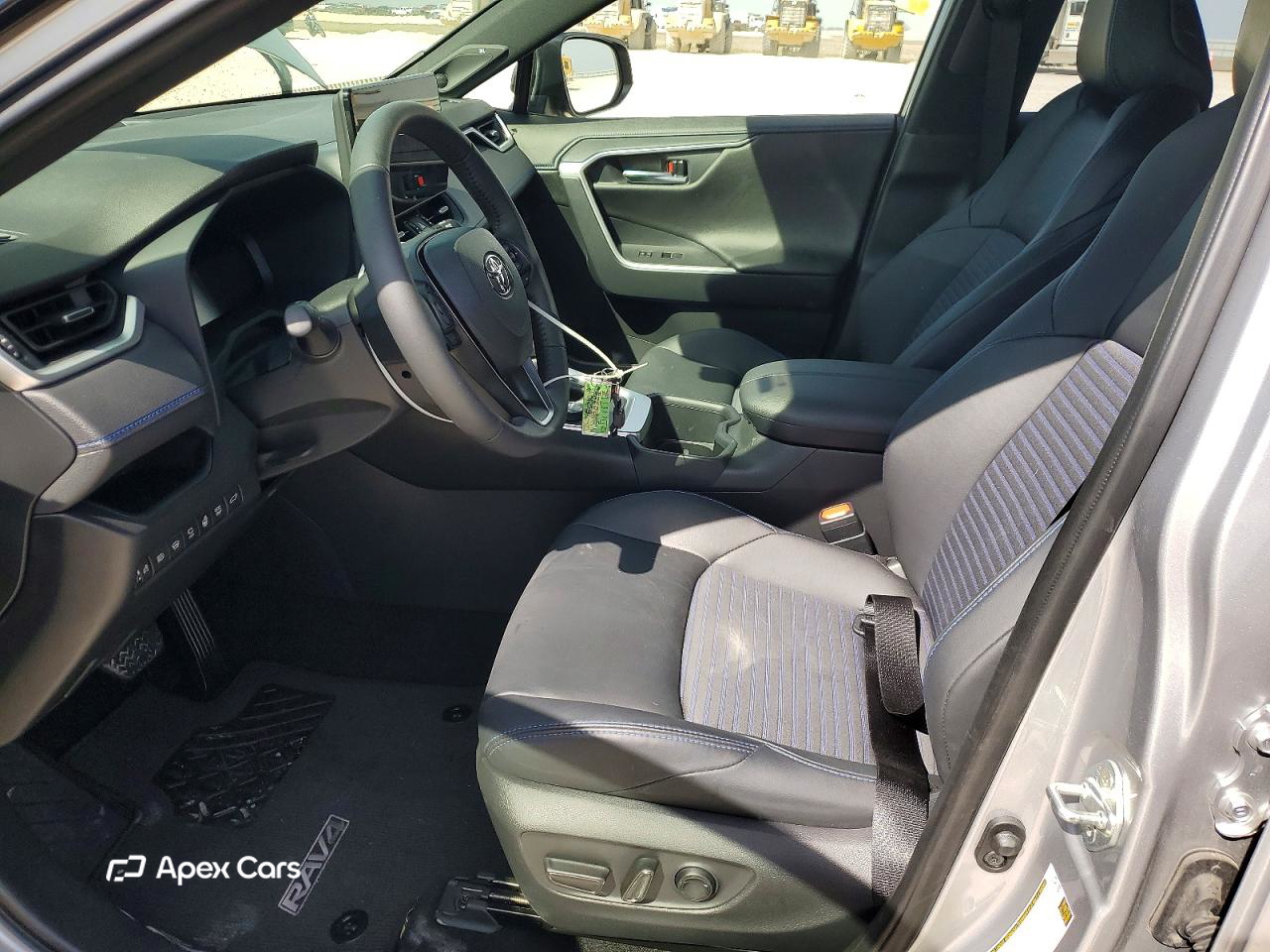 Toyota RAV 4 2025