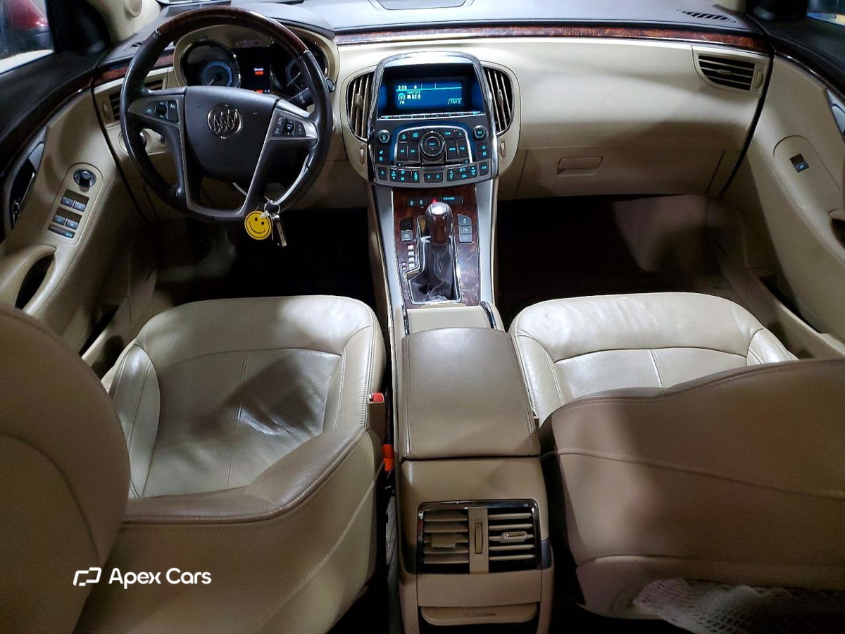 Buick LaCrosse 2011