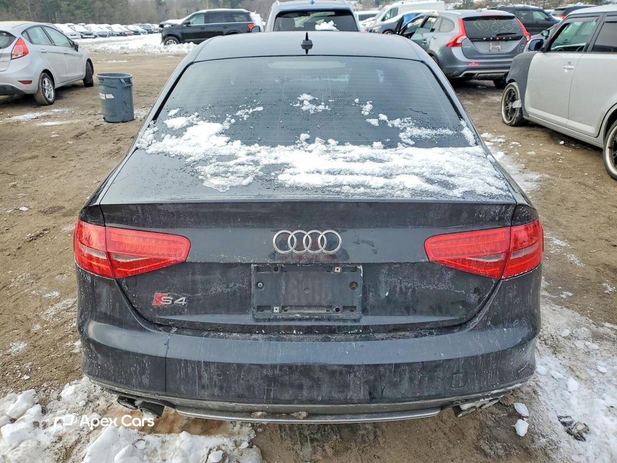 Audi RS4 2013