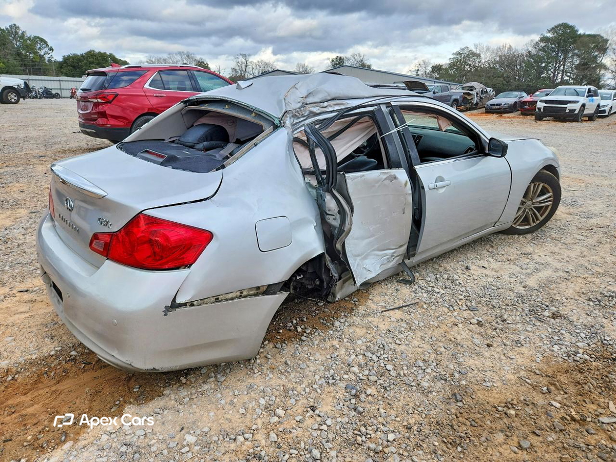 Infiniti G 2012