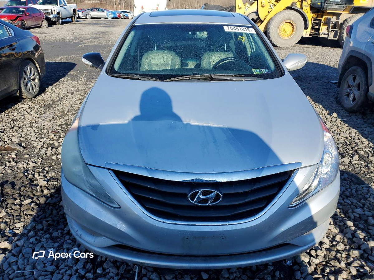 Hyundai Sonata 2011