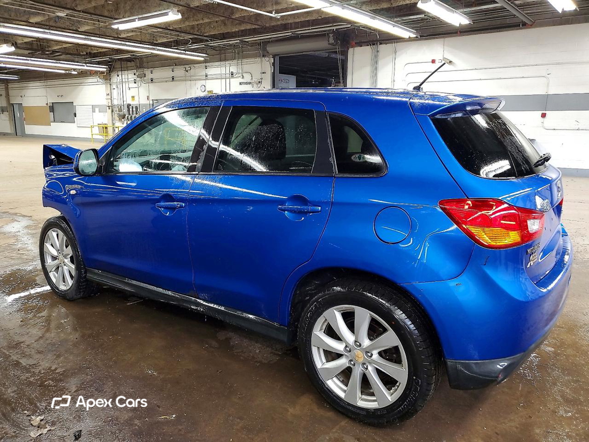 Mitsubishi Outlander 2015