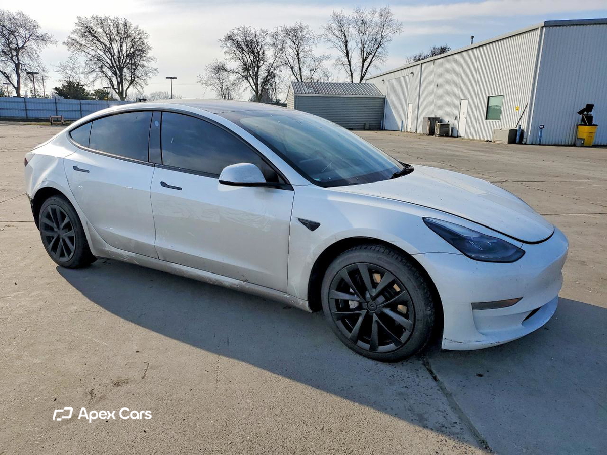 Tesla Model 3 2023