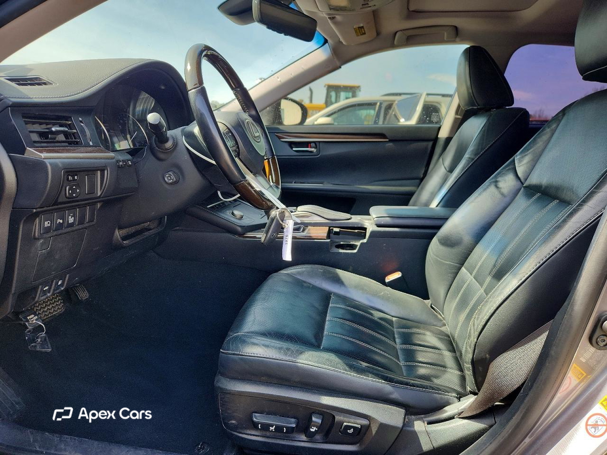 Lexus ES 2017