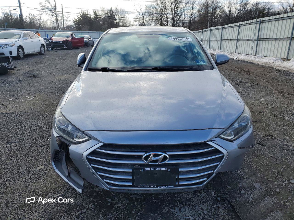 Hyundai Elantra 2017