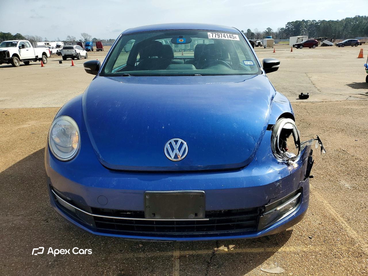 Volkswagen Beetle 2013