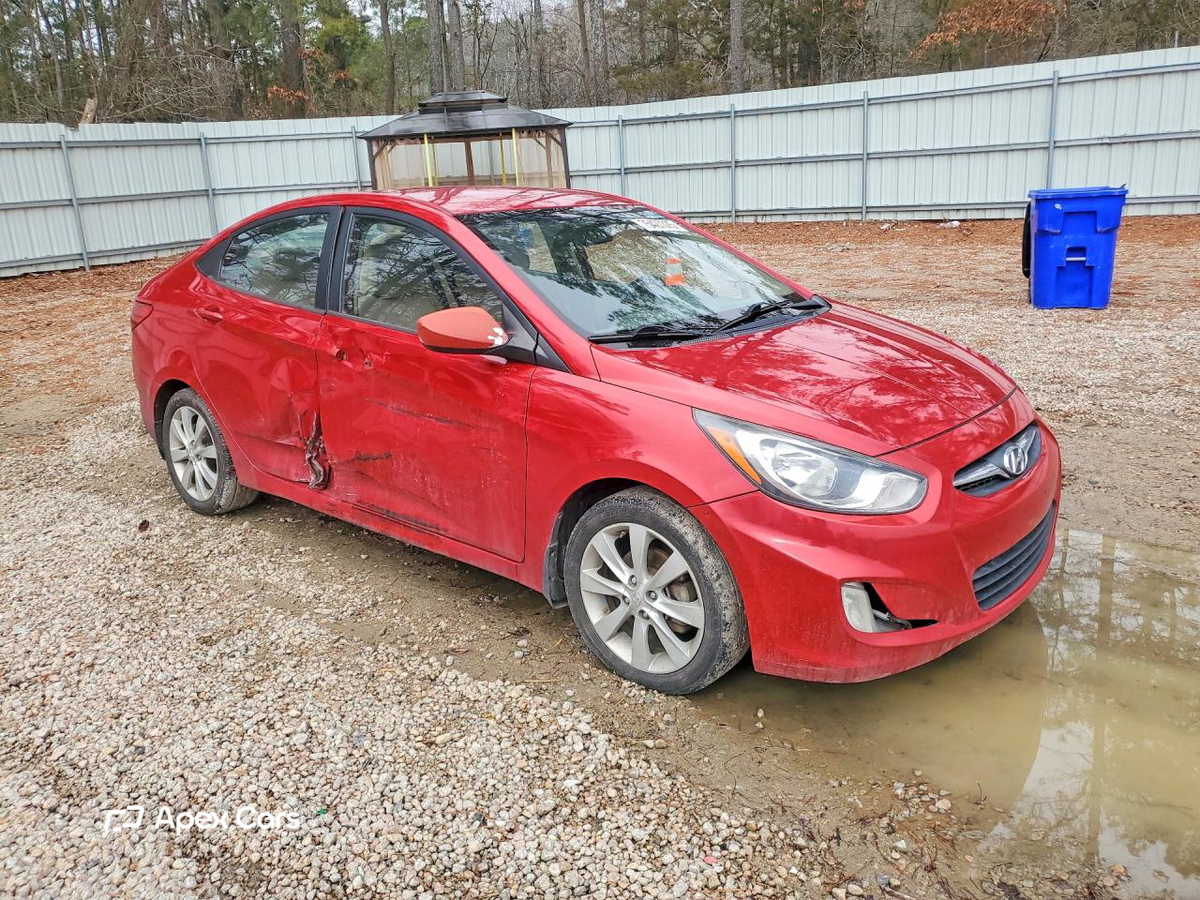Hyundai Accent 2013