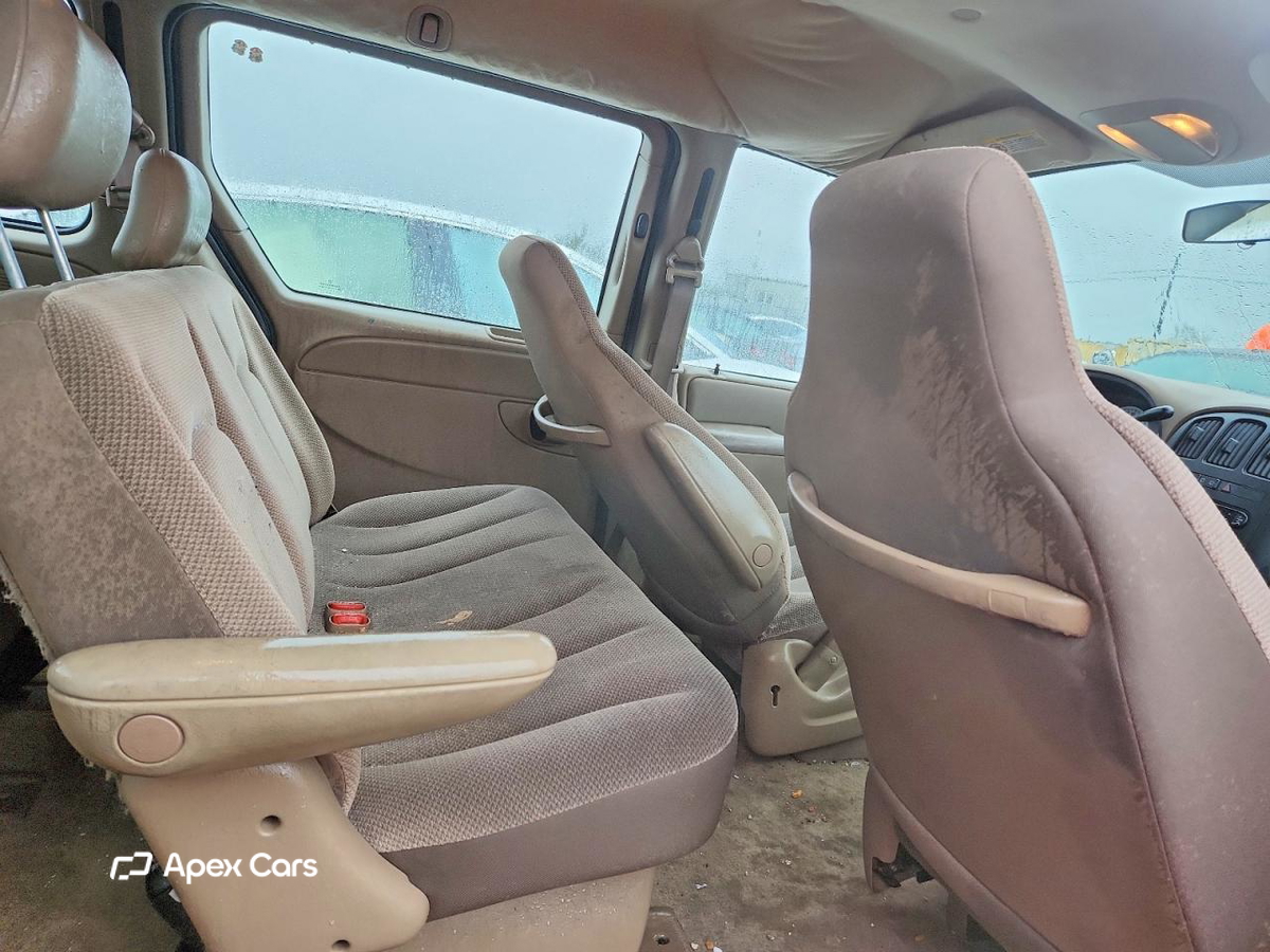 Dodge Caravan 2003