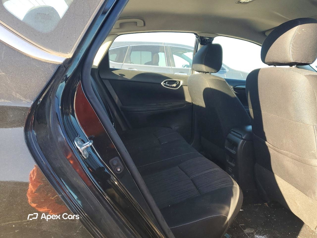Nissan Sentra 2018