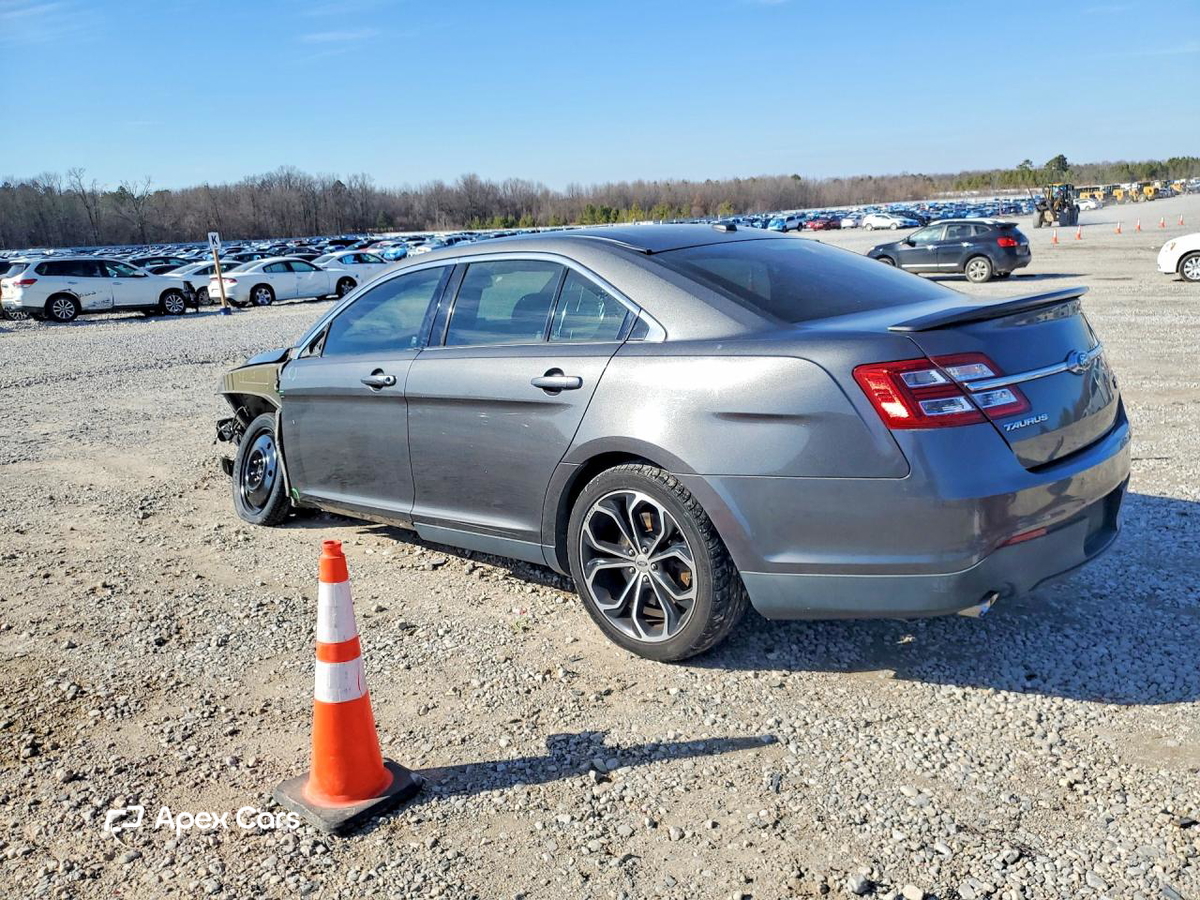 Ford Taurus 2015