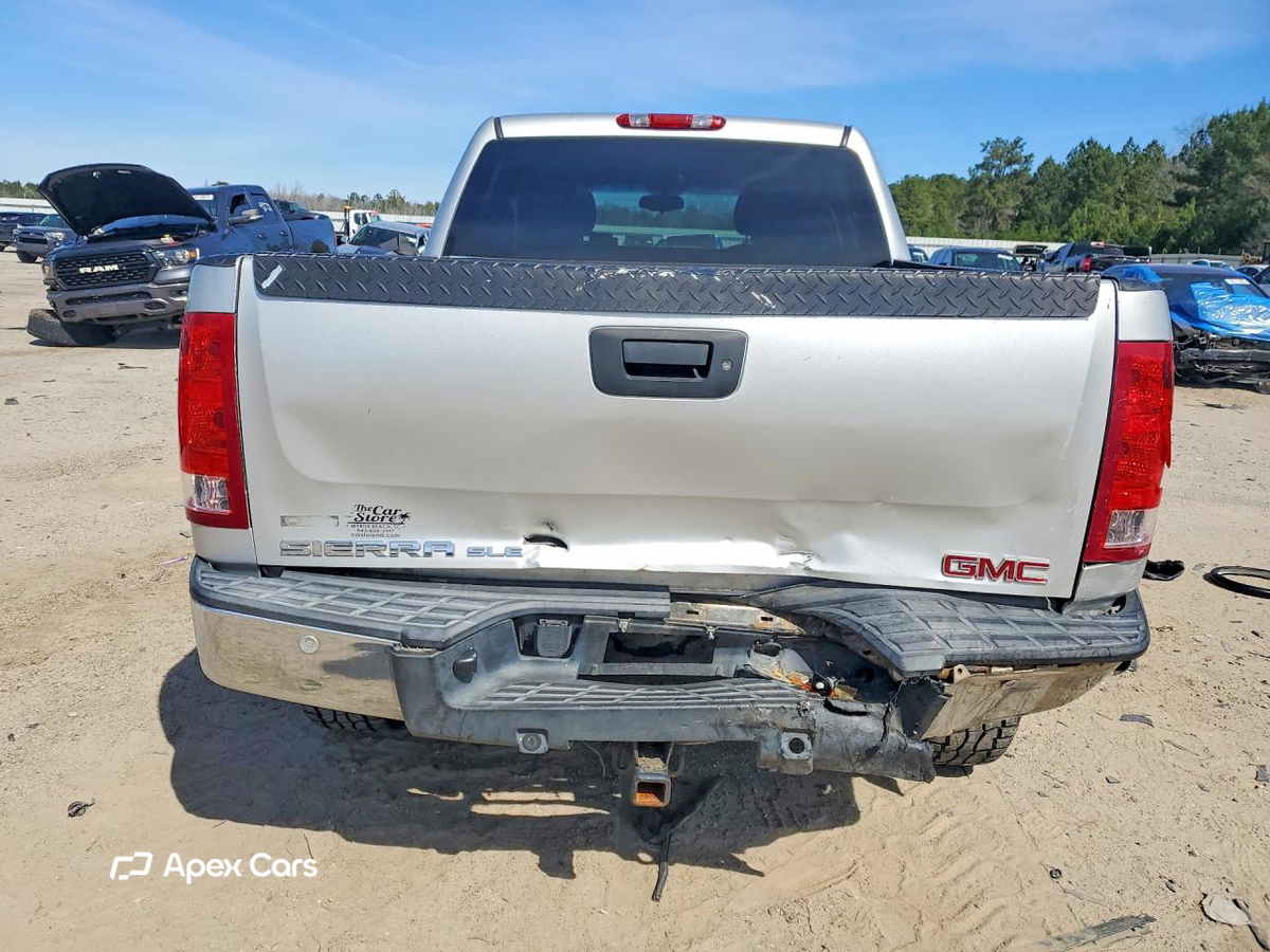 GMC Sierra 2011