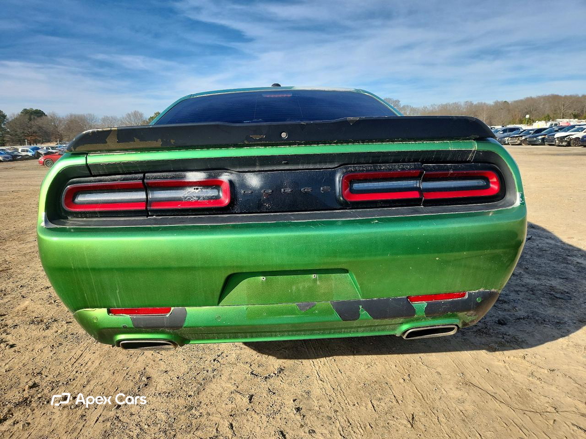 Dodge Challenger 2020