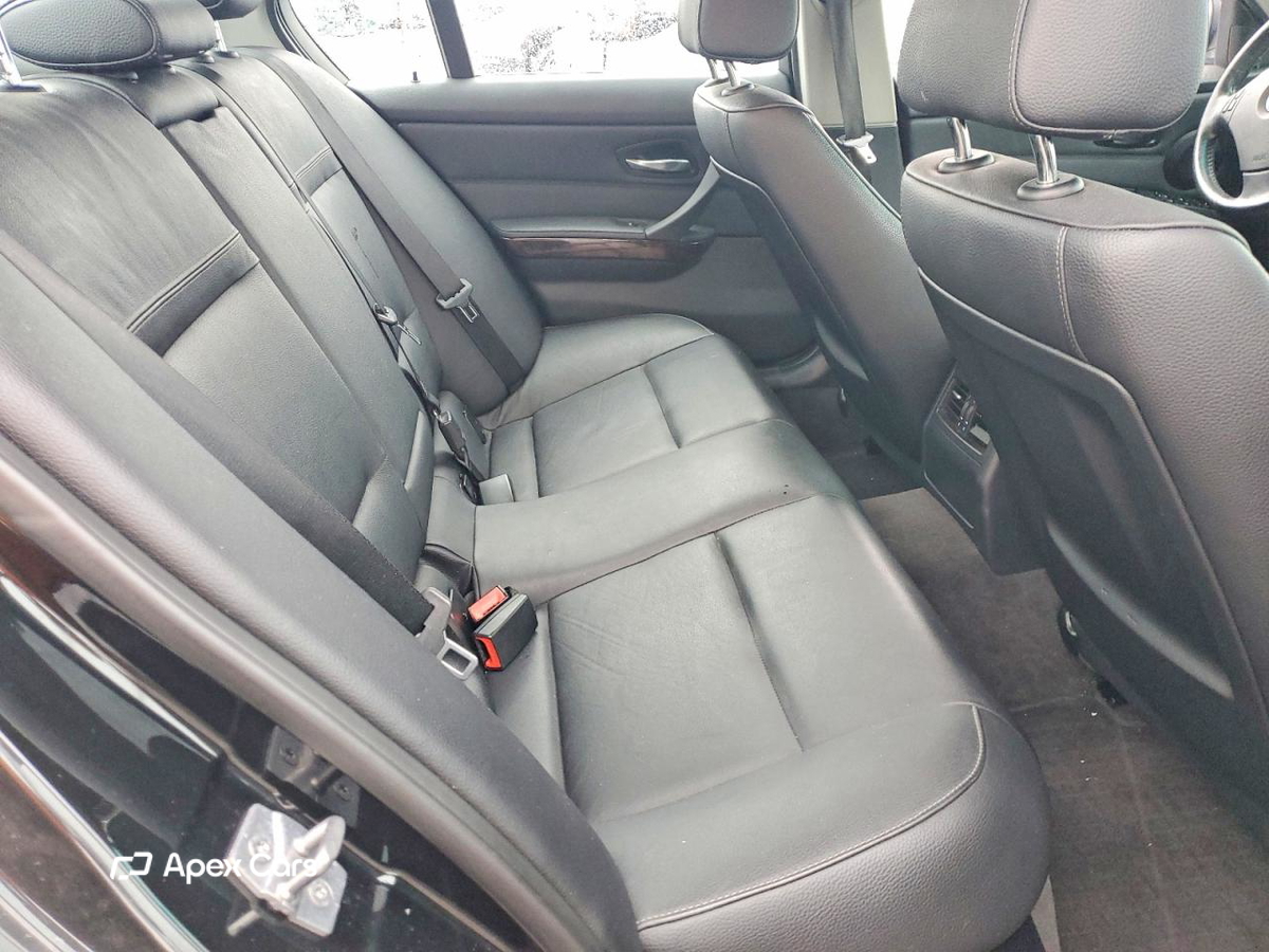 BMW Series 3 2011