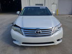 Toyota Avalon 2012