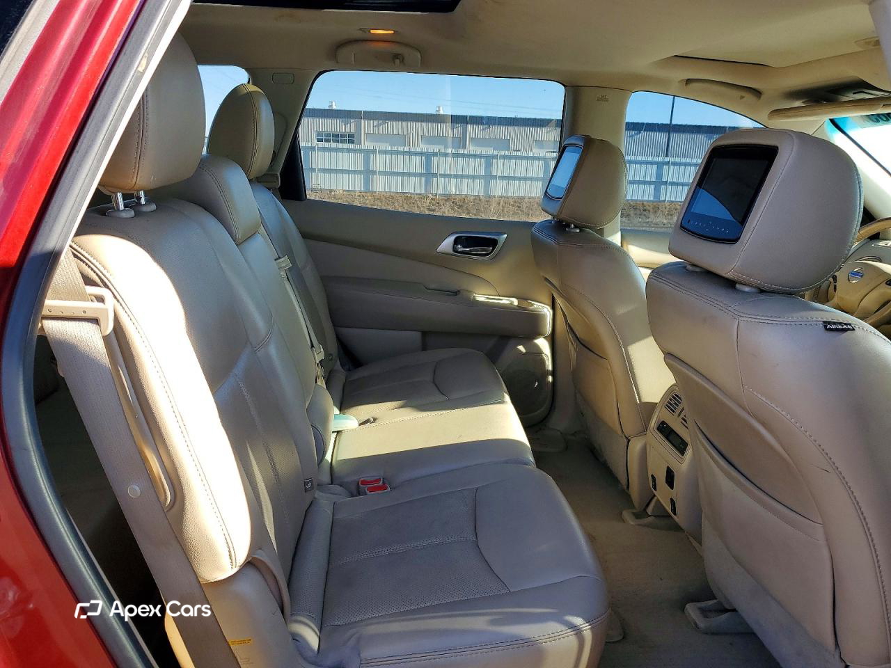 Nissan Pathfinder 2015