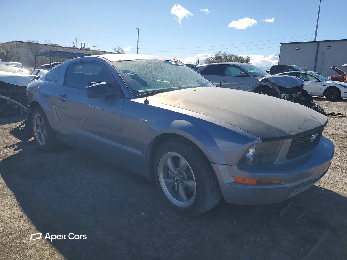 Ford Mustang 2006