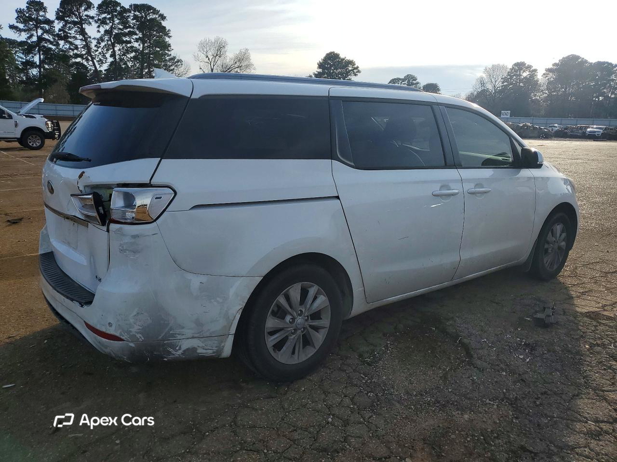 Kia Sedona 2015