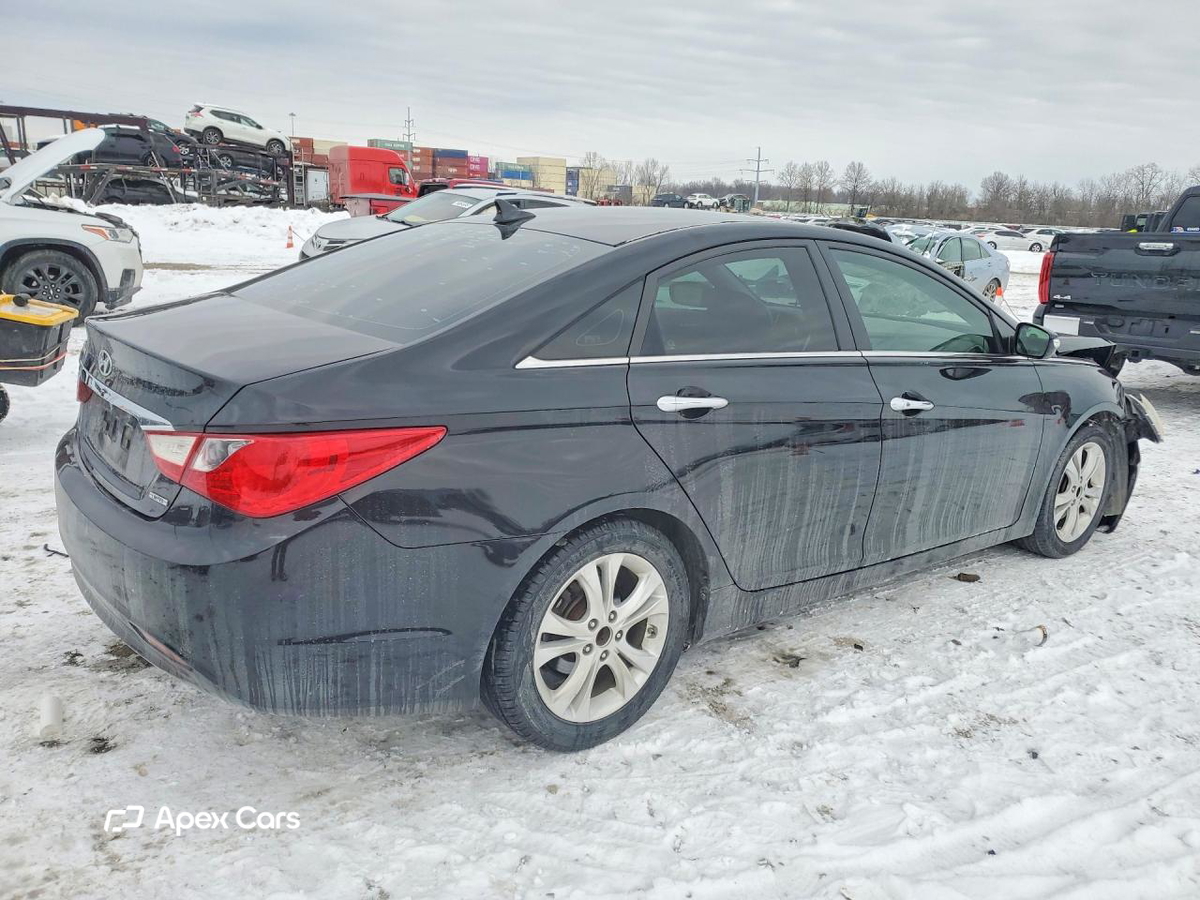 Hyundai Sonata 2011