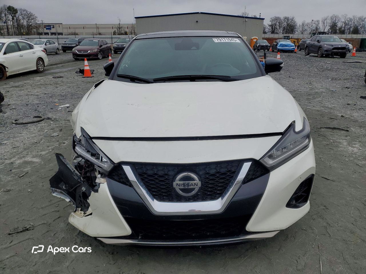 Nissan Maxima 2020