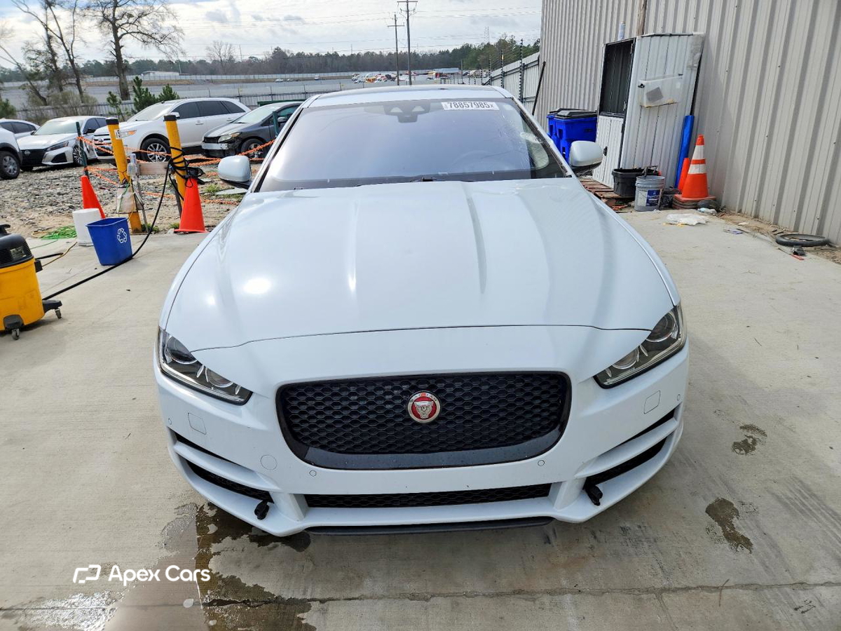 Jaguar XE 2017