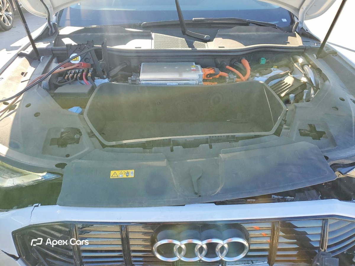 Audi e-tron 2021