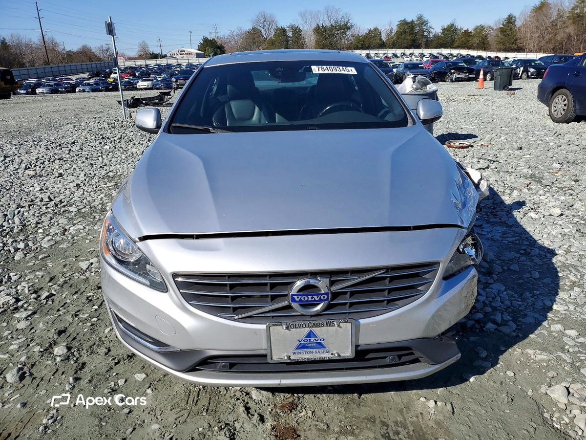 Volvo S60 2015