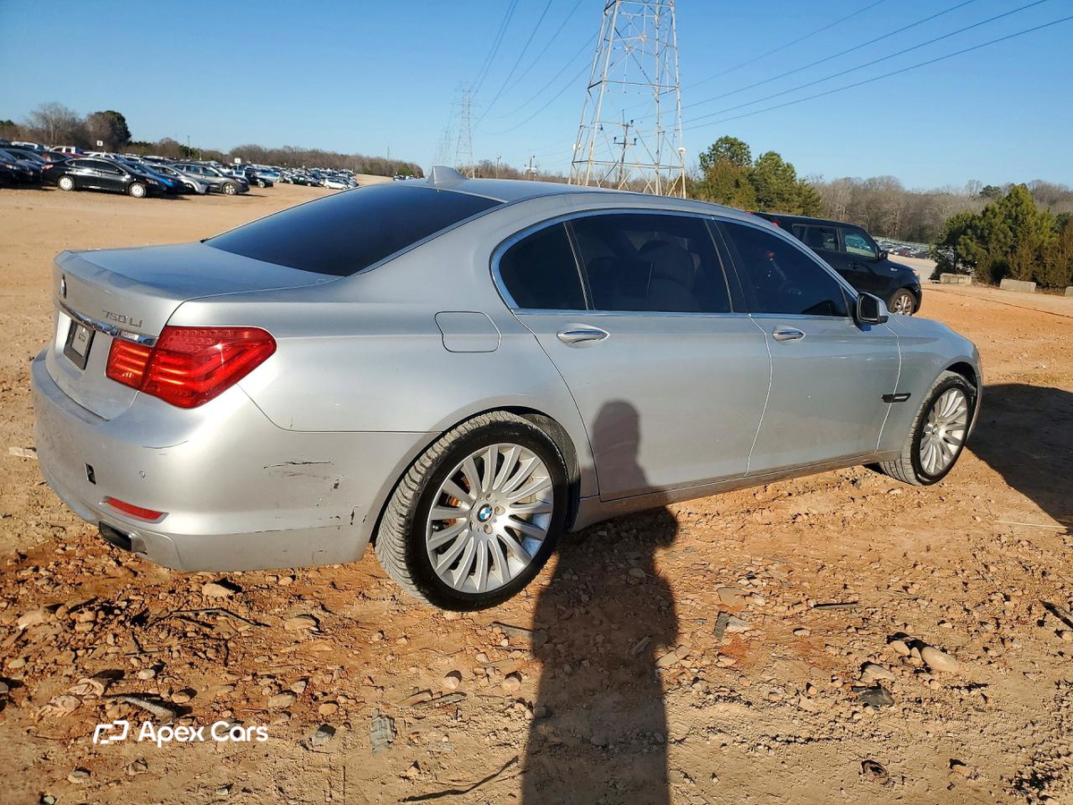 BMW Series 7 2012