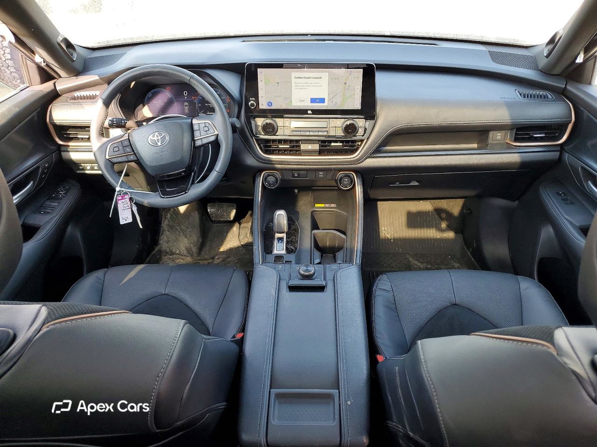 Toyota Highlander 2025