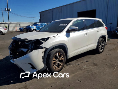 Toyota Highlander 2017 - Image 1 of 15