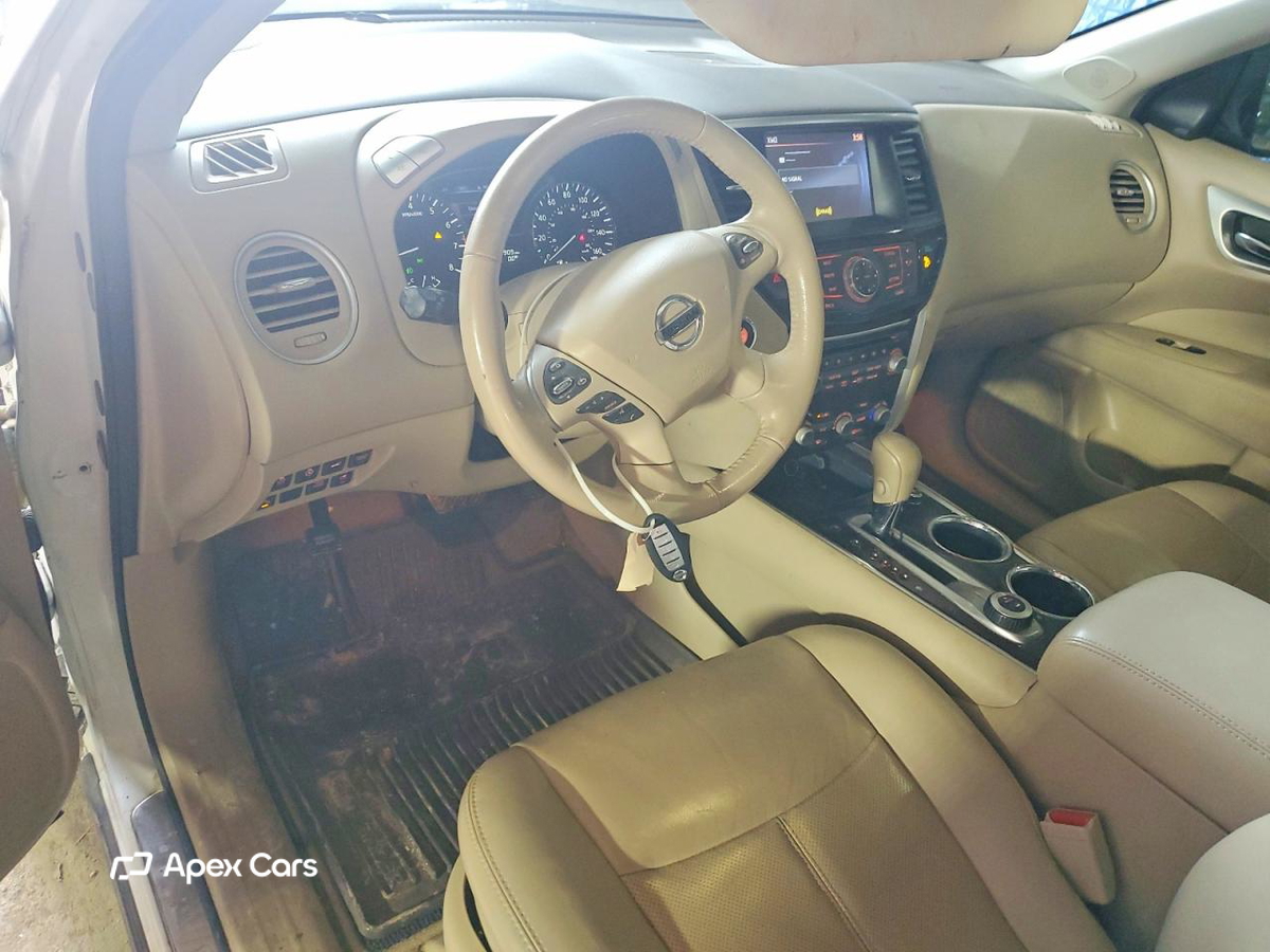 Nissan Pathfinder 2015