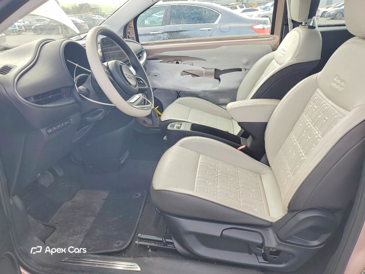 Fiat 500 2024