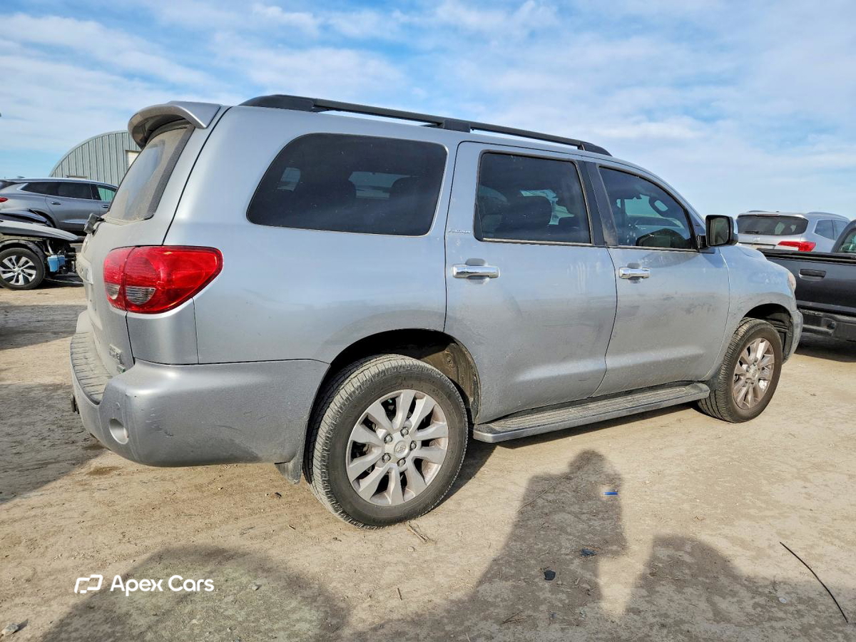 Toyota Sequoia 2015