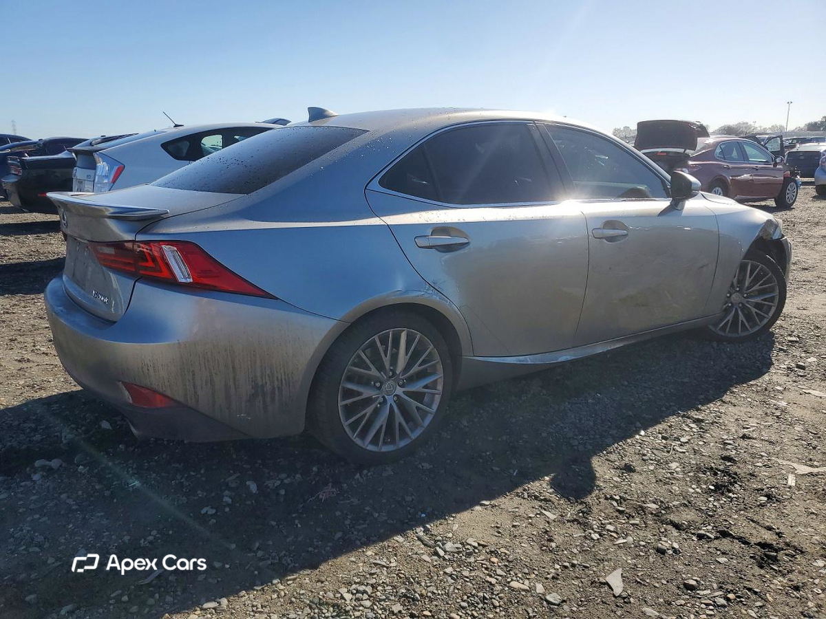 Lexus IS 2016