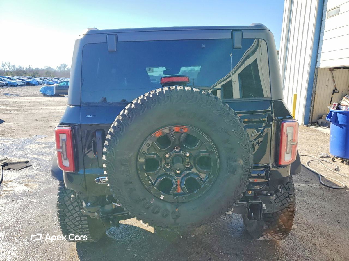 Ford Bronco 2024