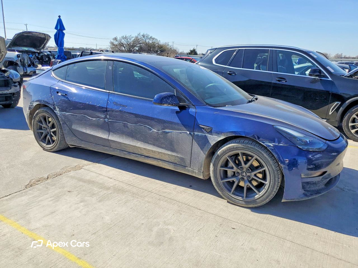 Tesla Model 3 2021