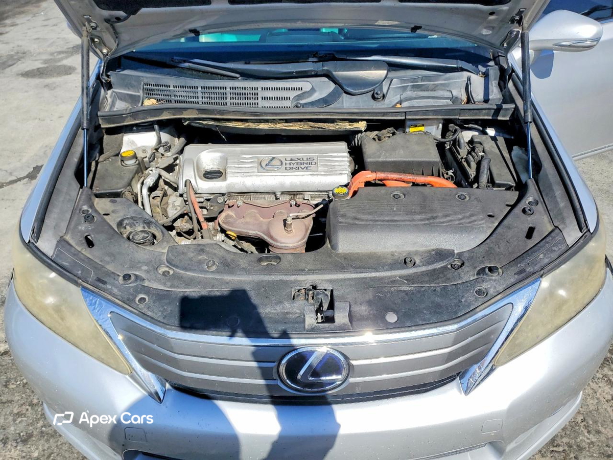 Lexus HS 2010