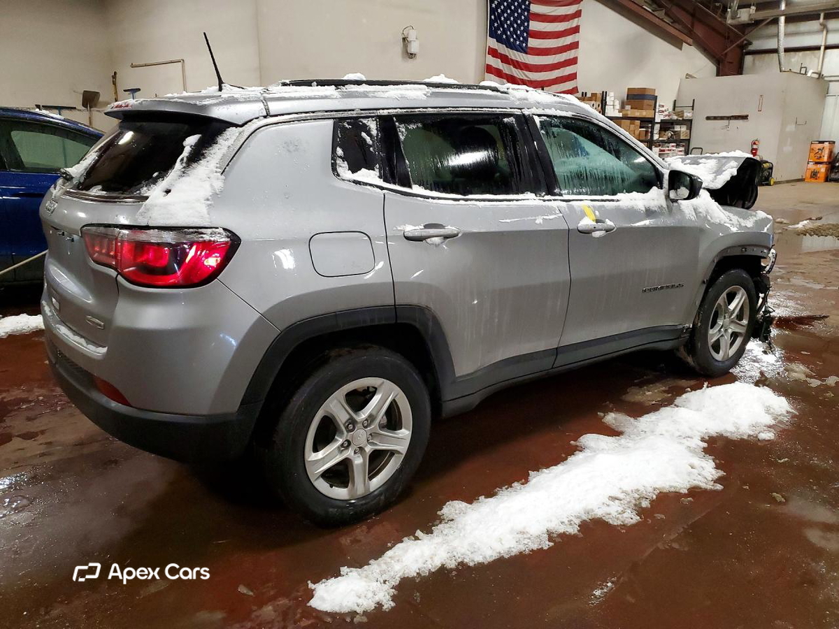 Jeep Compass 2024