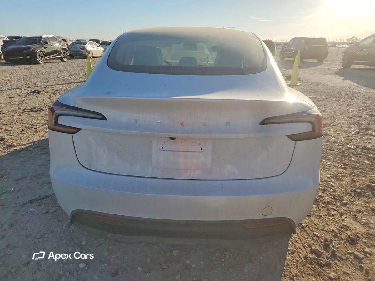Tesla Model 3 2025