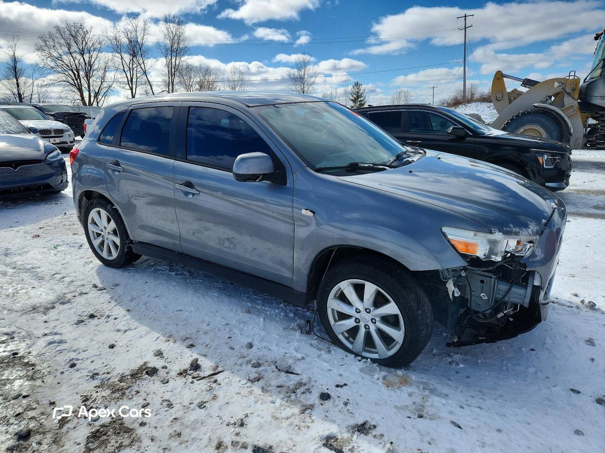 Mitsubishi Outlander 2015