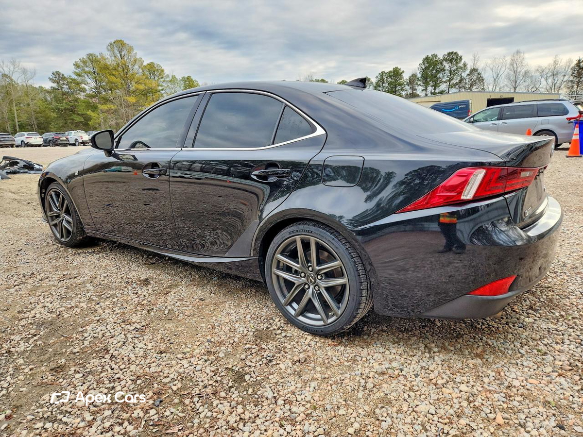 Lexus IS 2015