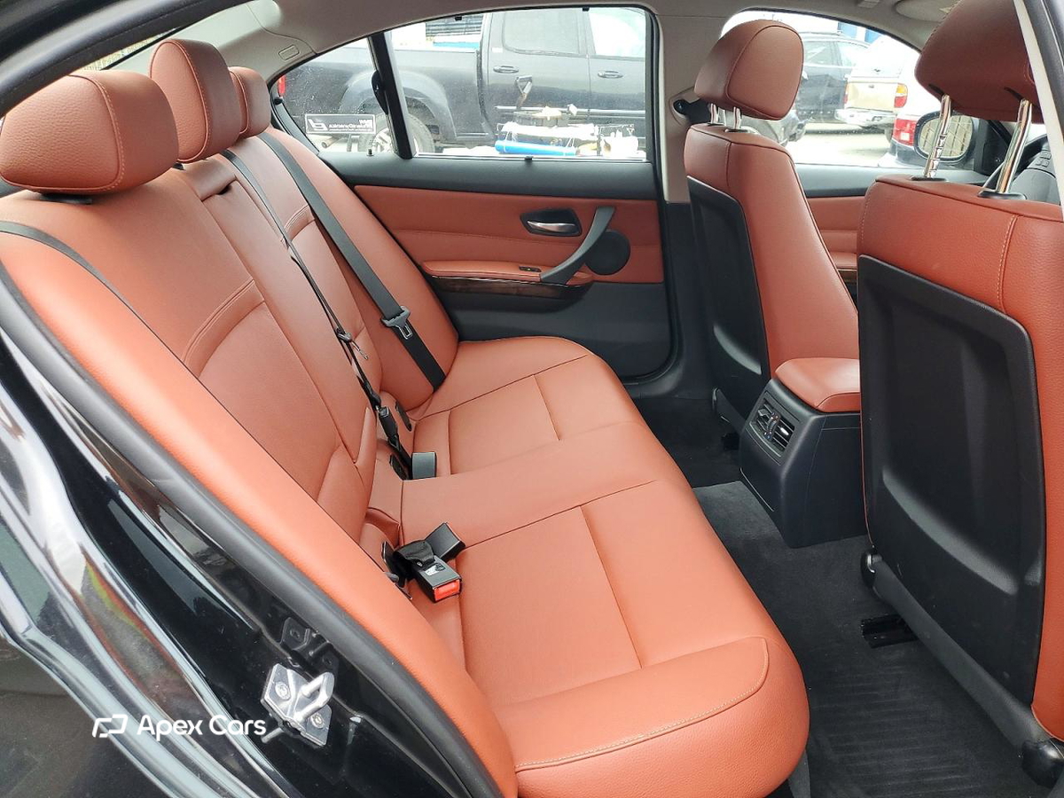 BMW Series 3 2011