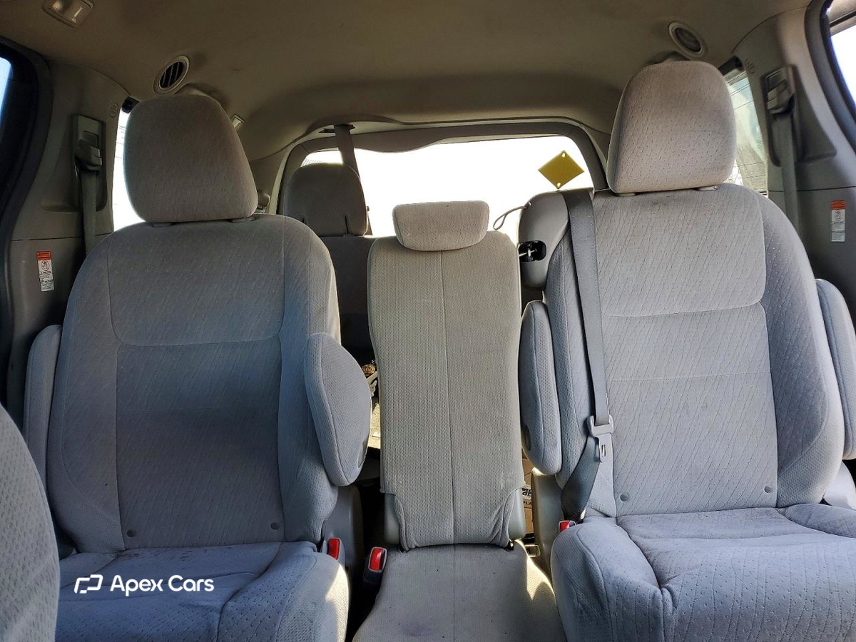 Toyota Sienna 2015