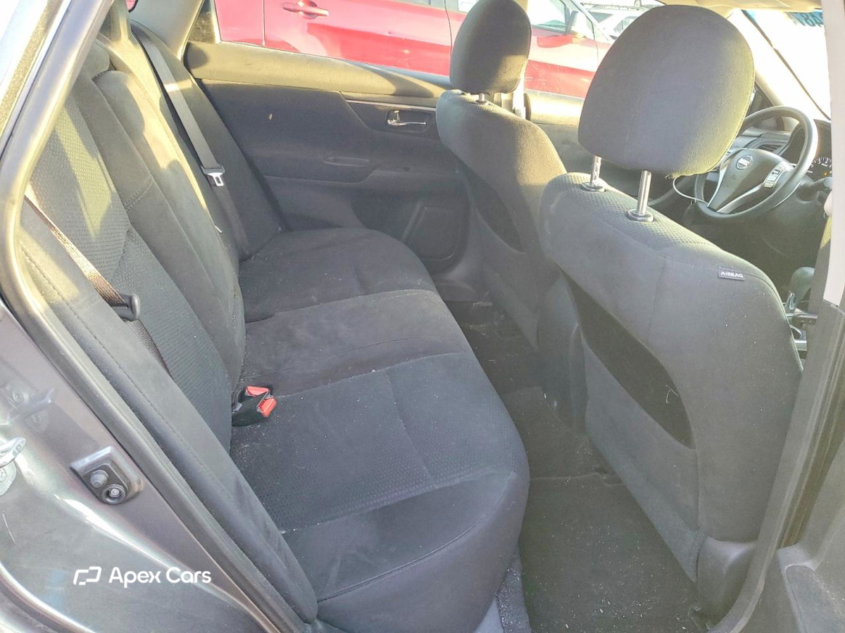Nissan Altima 2015
