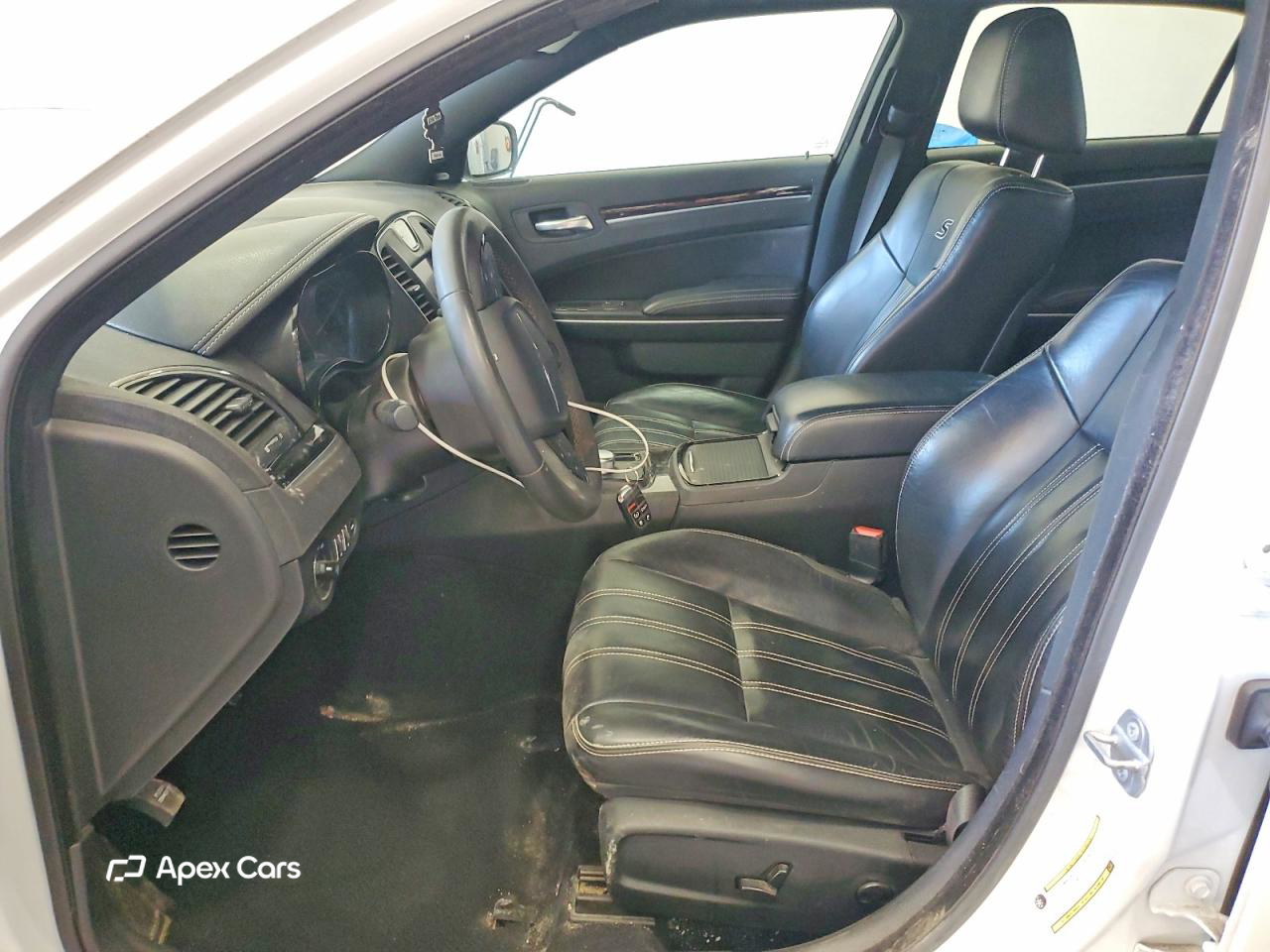 Chrysler 300 2023